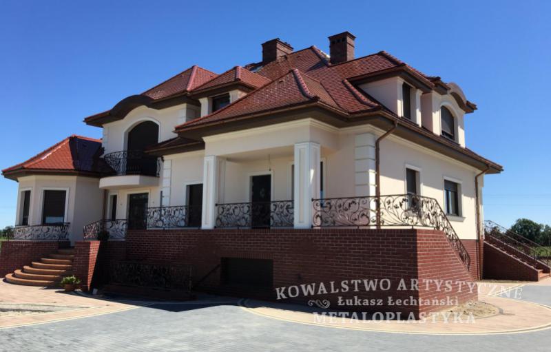 Balustrada zewnętrzna kuta