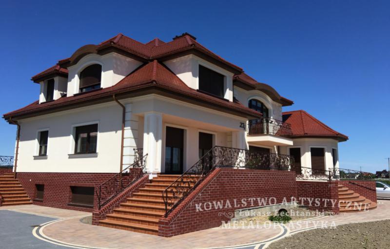 Balustrada zewnętrzna kuta