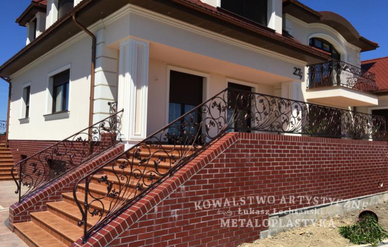 Balustrada zewnętrzna kuta