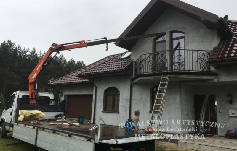 Balustrada zewnętrzna kuta