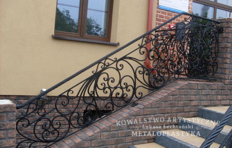 Balustrada zewnętrzna kuta