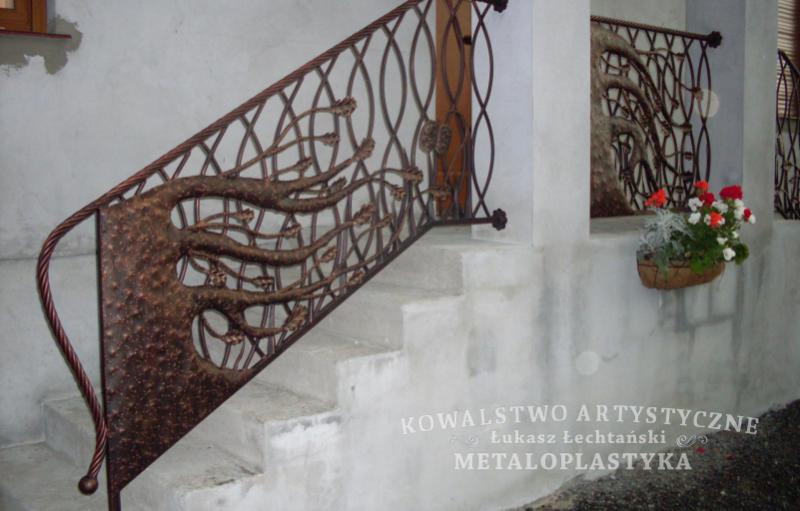 Balustrada zewnętrzna kuta