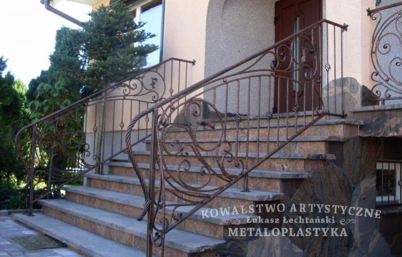Balustrada zewnętrzna kuta